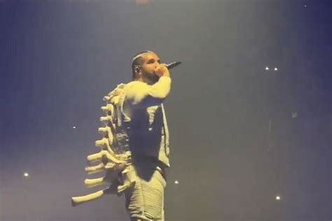 drake spine vest.